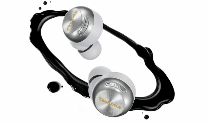 Are the Az100 unbeatable? Or just the first of many “Best Earphone” labels awaiting more brands&nbsp;soon?