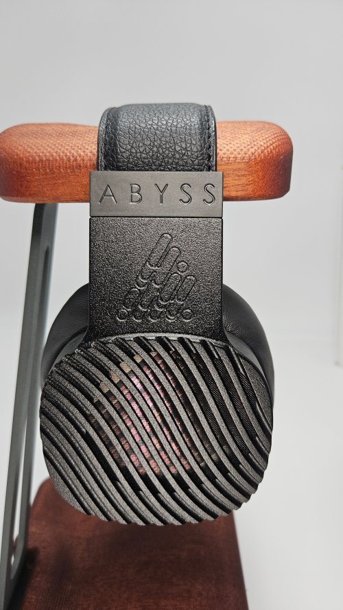 Does the Abyss JOAL play well with Portable&nbsp;DAP’s?